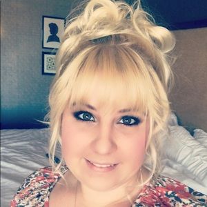 Meet your Posher, Shawna